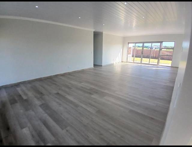 3 BEDROOM HOUSE FOR SALE IN STILBAAI-WES